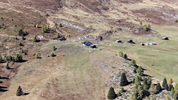 dji_fly_20251008_130606_0112_1759927975289_photo