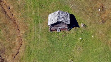 dji_fly_20251008_130852_0119_1759927952262_photo